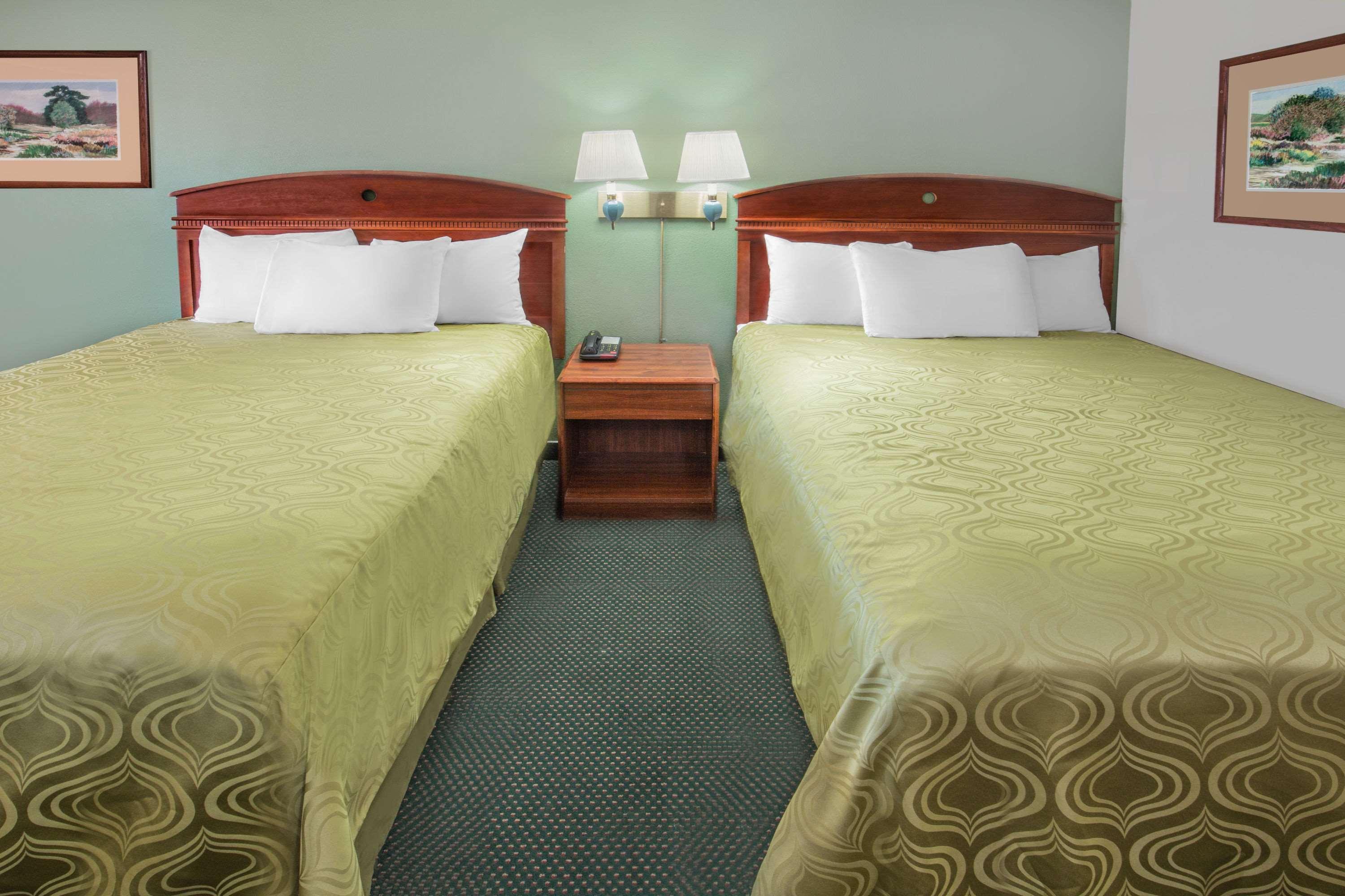 Days Inn By Wyndham Ontario Airport Dış mekan fotoğraf