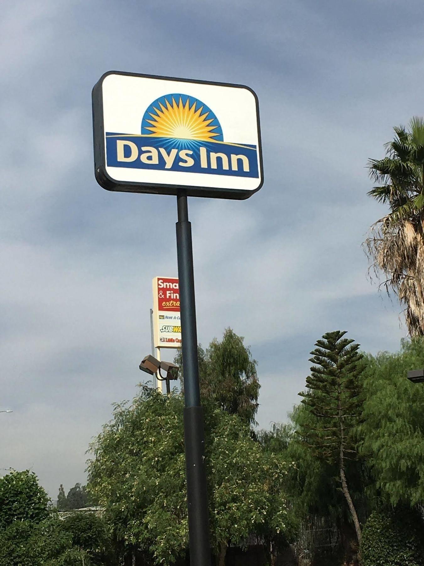 Days Inn By Wyndham Ontario Airport Dış mekan fotoğraf